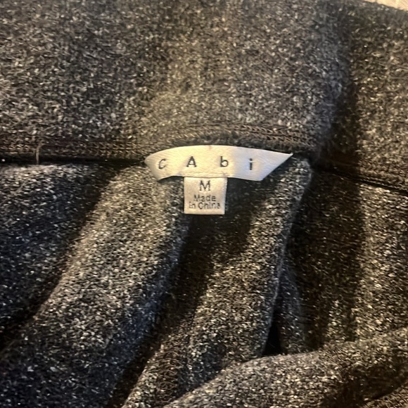 CLEARANCE….. Cabi jogger sweatpants with pockets - Picture 5 of 6